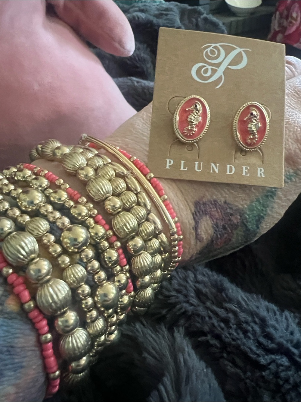 Plunder Coral and Gold Cameo seahorse Earrings and necklace set